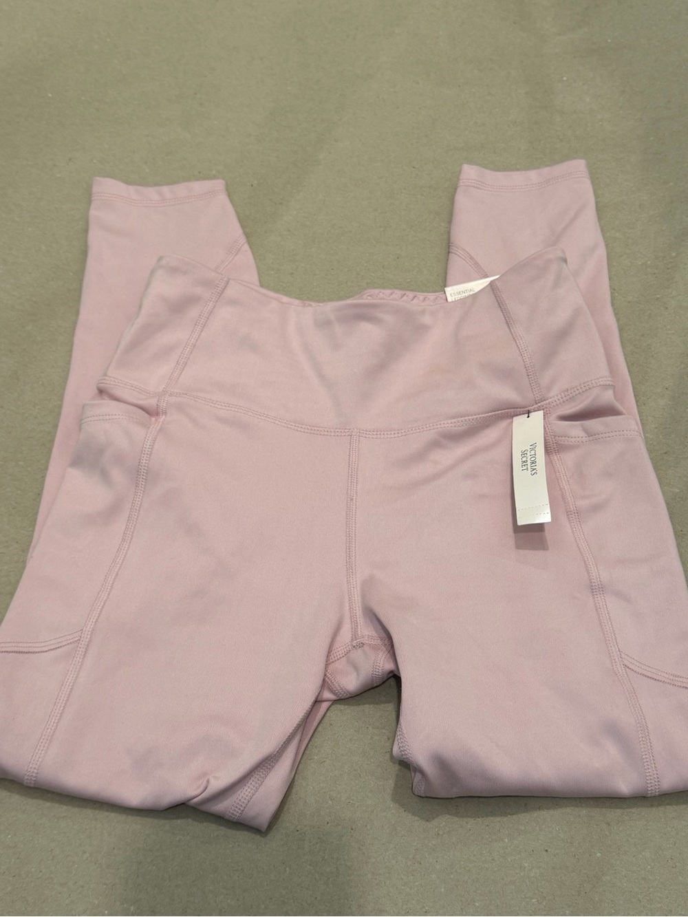 Victoria's Secret NWT High Rise Essential Leggings with Pockets Pink S